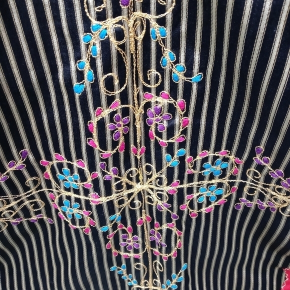 Caftan tunic- Elaborate embroidery. Unisex. XL pit - Picture 6 of 11